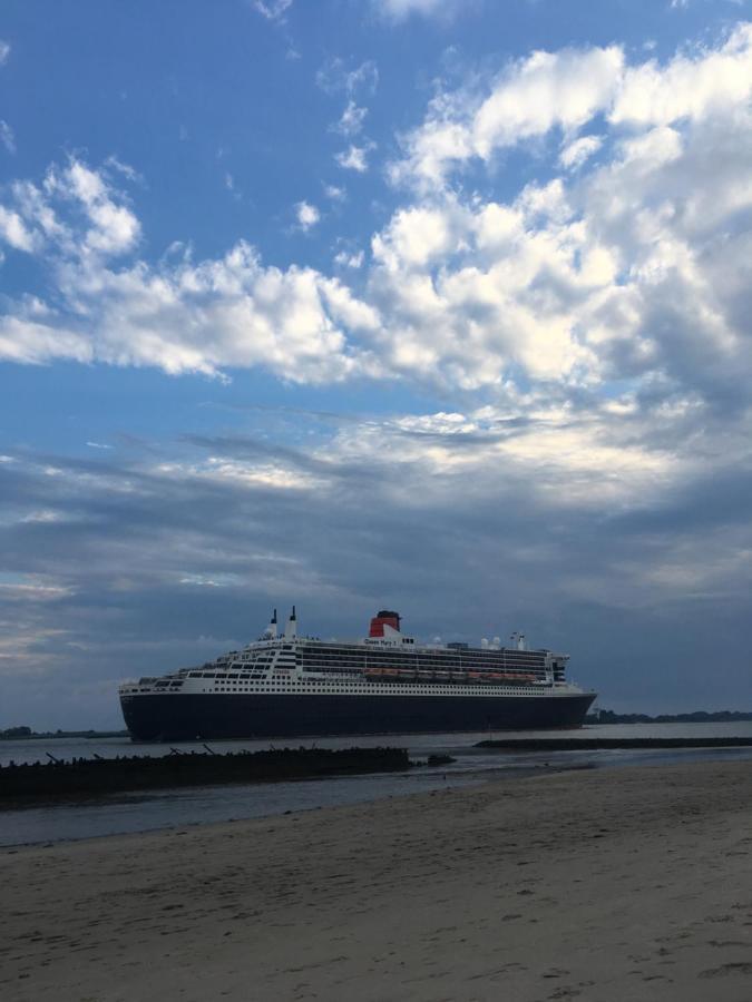 Urlaub Am Elbstrand - Wohnung In Blankenese Mit Naturblick Hamburgo Exterior foto